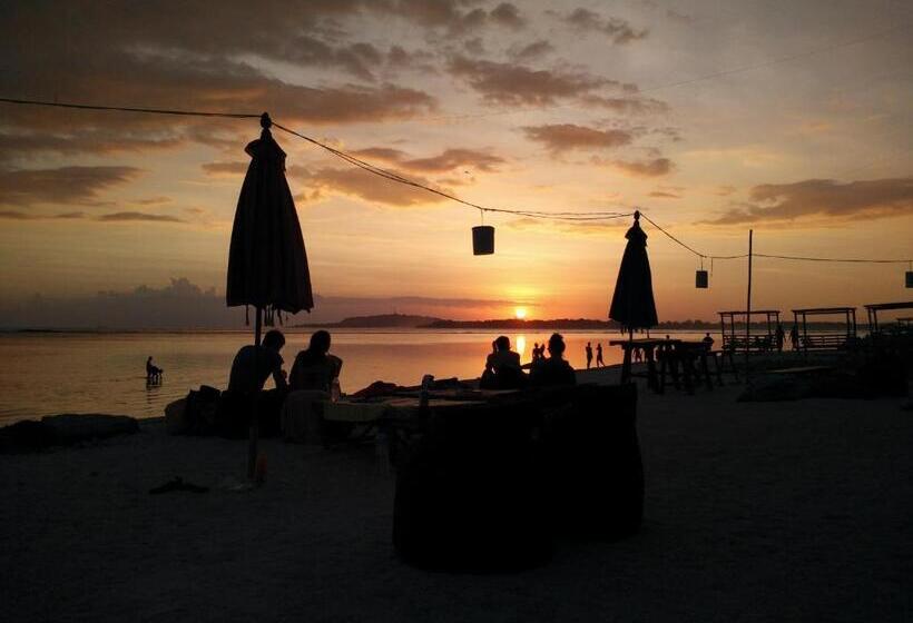 Пансион Living Asia Sunset Resort