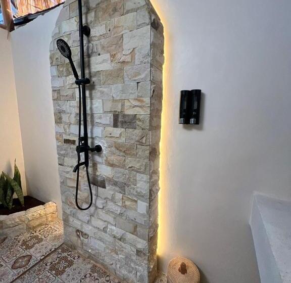 Пансион Living Asia Sunset Resort