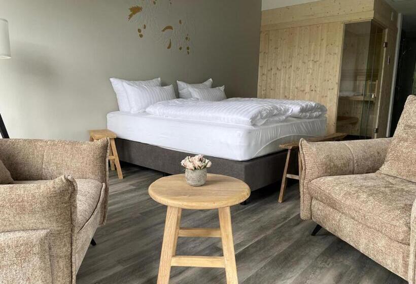 ホテル Schloss Rattey   Haus Weinwerk