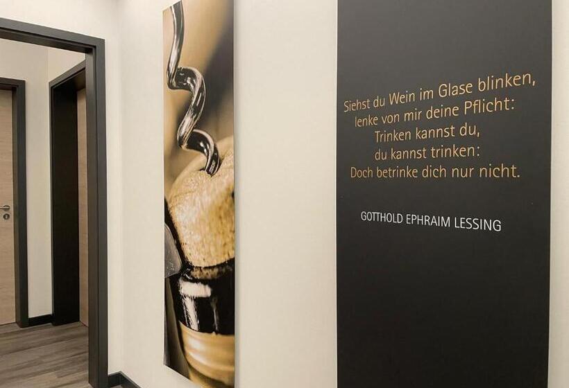 ホテル Schloss Rattey   Haus Weinwerk