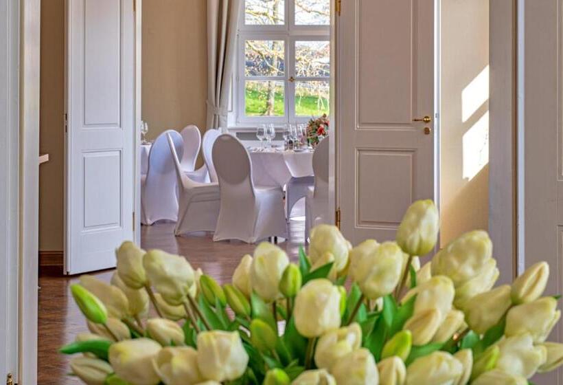 ホテル Schloss Rattey   Haus Weinwerk