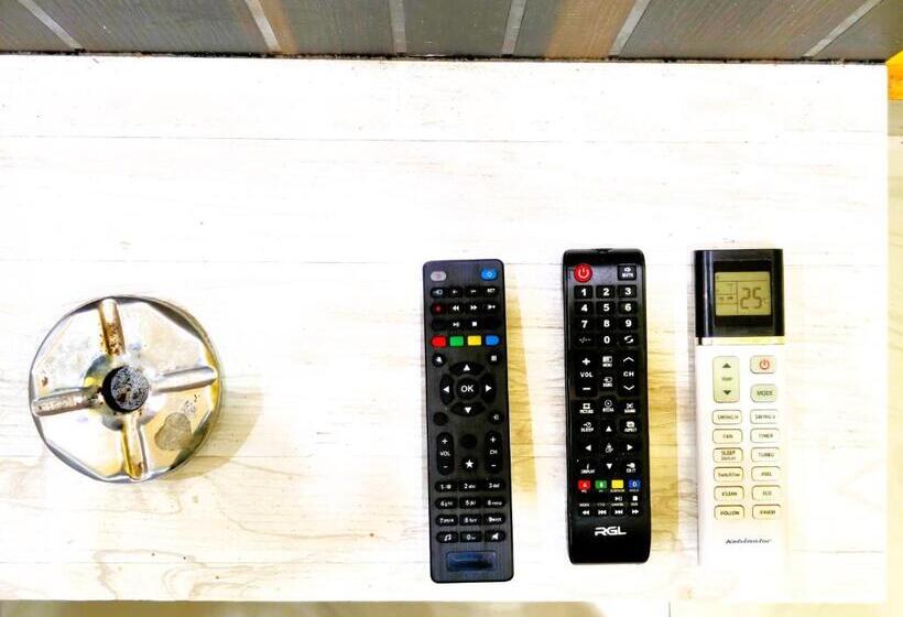 Sashi Puri Near Golden Sea Beach And Temple Fully Air Conditioned Hotel With Parking Facility, Bes