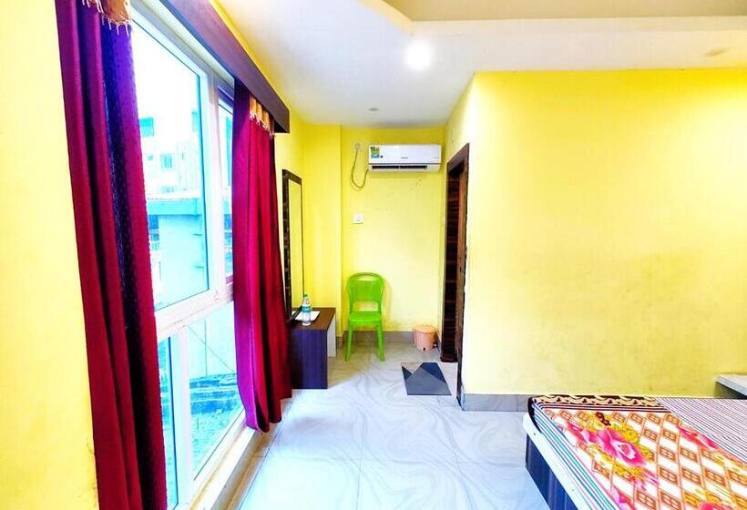 Sashi Puri Near Golden Sea Beach And Temple Fully Air Conditioned Hotel With Parking Facility, Bes