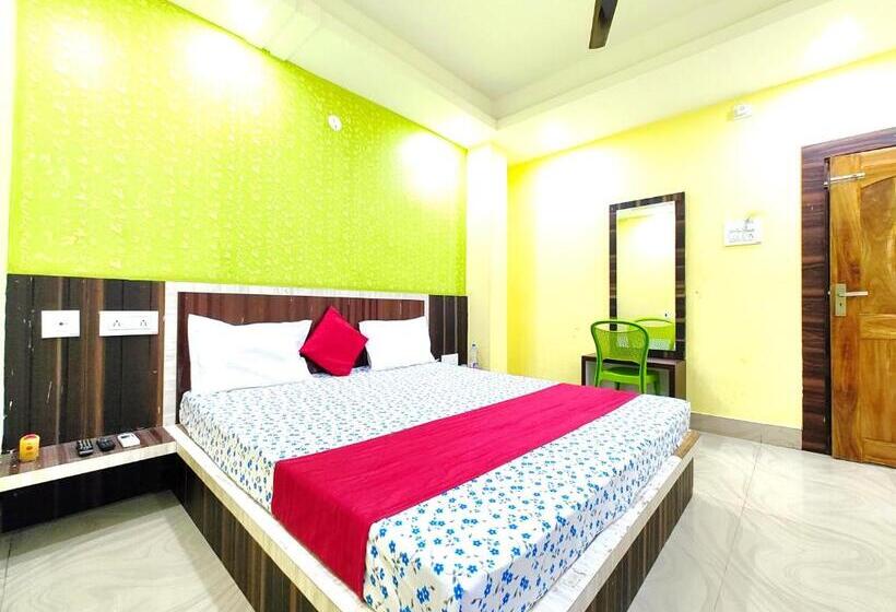 Sashi Puri Near Golden Sea Beach And Temple Fully Air Conditioned Hotel With Parking Facility, Bes