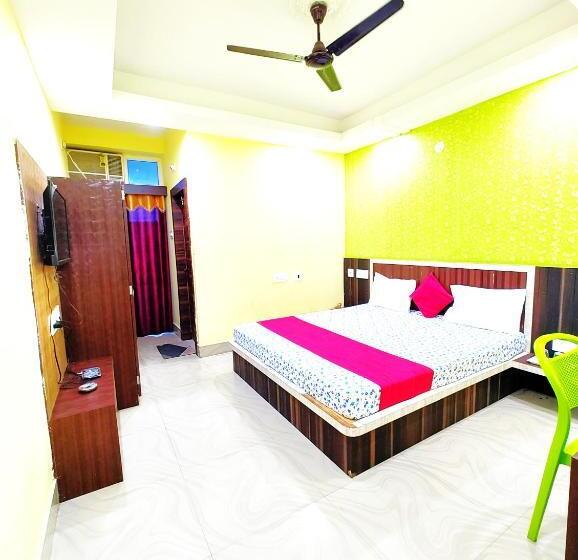 Sashi Puri Near Golden Sea Beach And Temple Fully Air Conditioned Hotel With Parking Facility, Bes