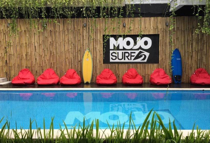 ユースホステル Mojosurf Camp Canggu