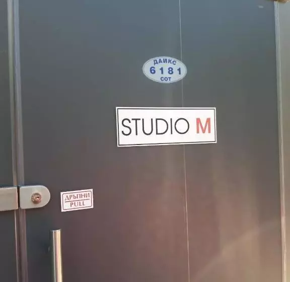 Schronisko Studio M
