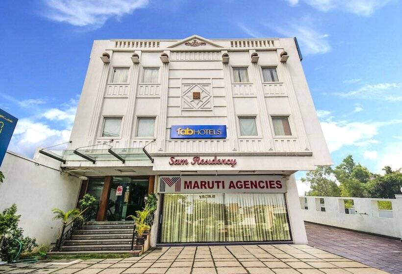 Hotel Treebo Sam Residency