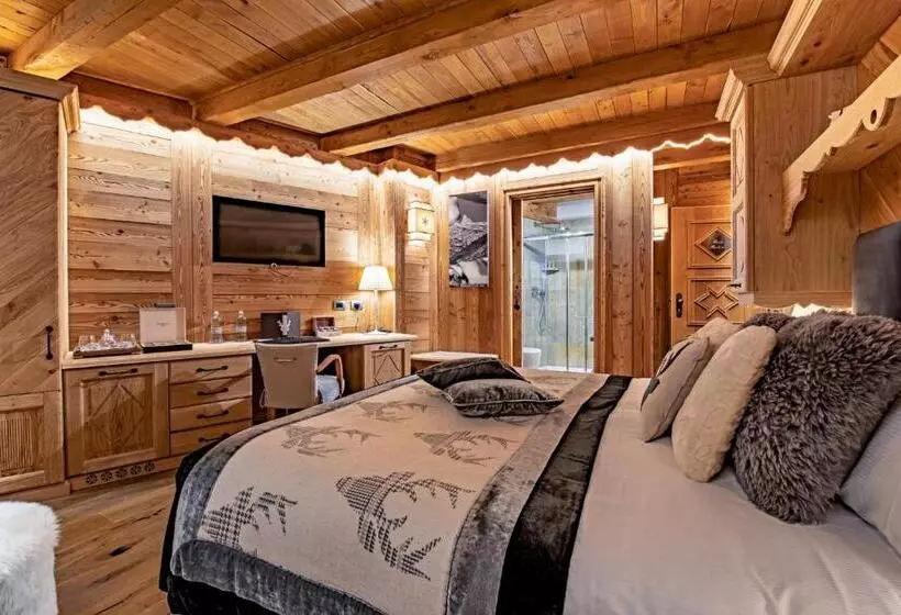 Hotelli Fiocco Di Neve Relais & Spa