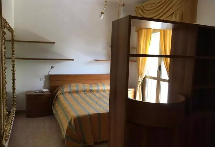 Hotel Infinity