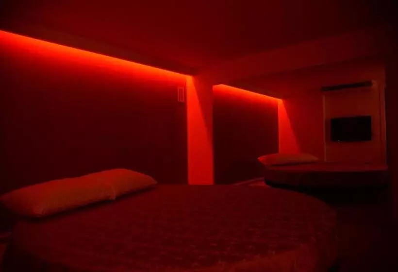 Hotel Infinity