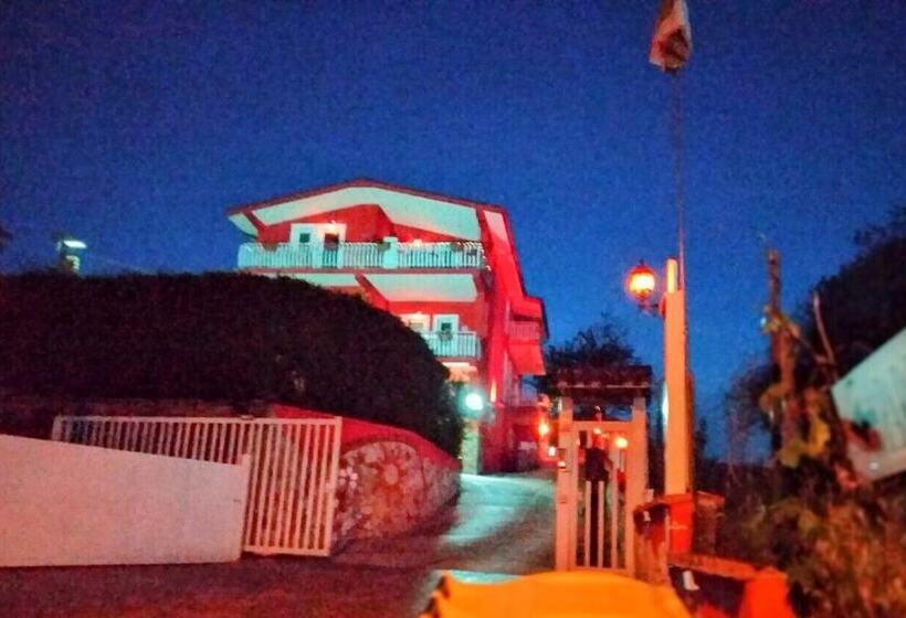 בית מלון כפרי Magnolia