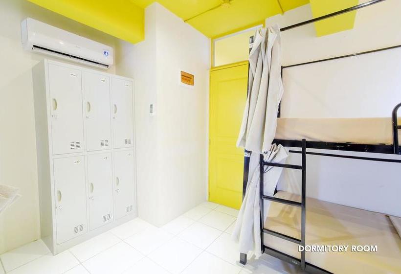 Zen Hostel Panay Ave. Qc