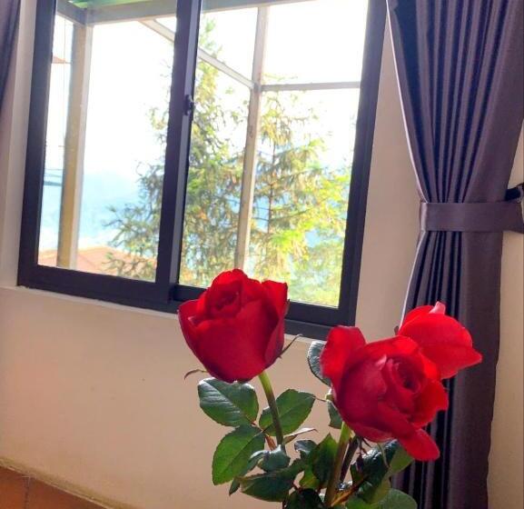 تختخواب و صبحانه Daun Pisang Homestay & Restaurant View Fanxipan