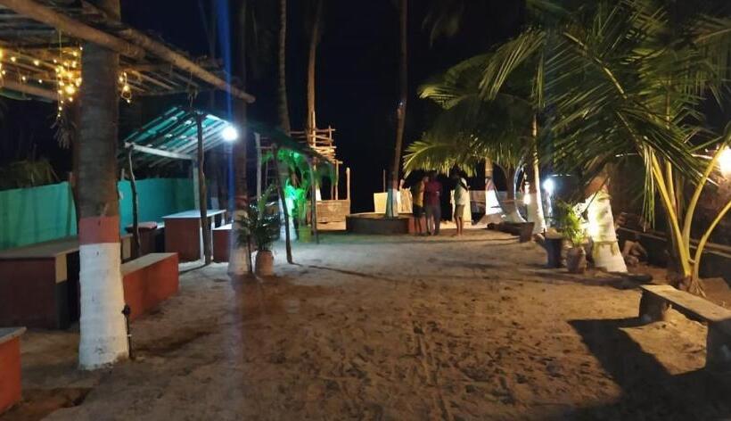 פנסיון Anandi Villa Homestay