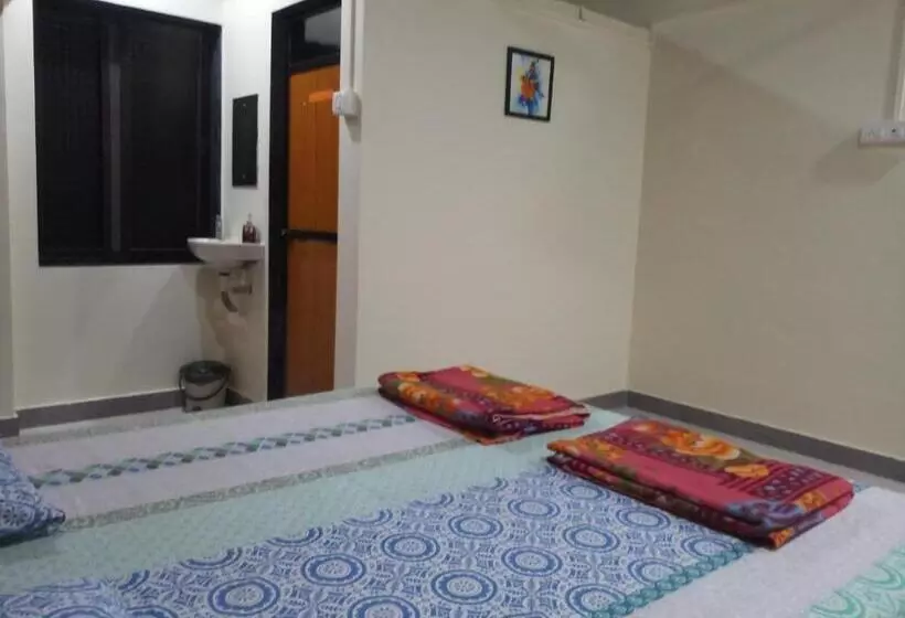 ペンション Anandi Villa Homestay