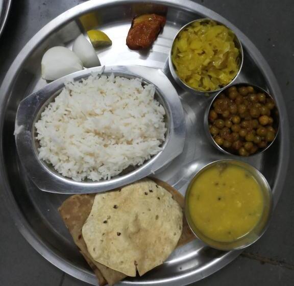 פנסיון Anandi Villa Homestay