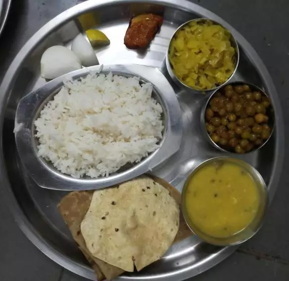 ペンション Anandi Villa Homestay