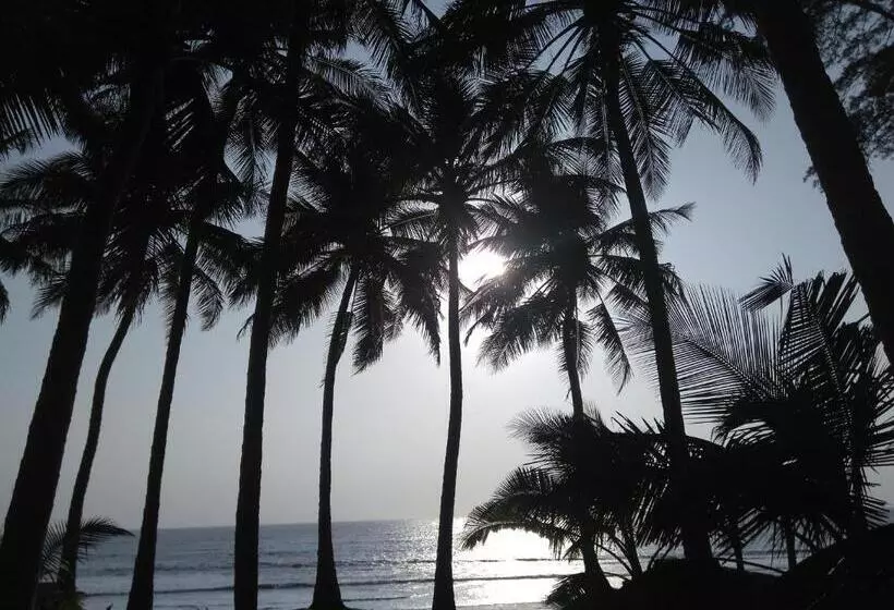 ペンション Anandi Villa Homestay