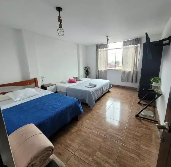 ペンション Home Blessed Bayit