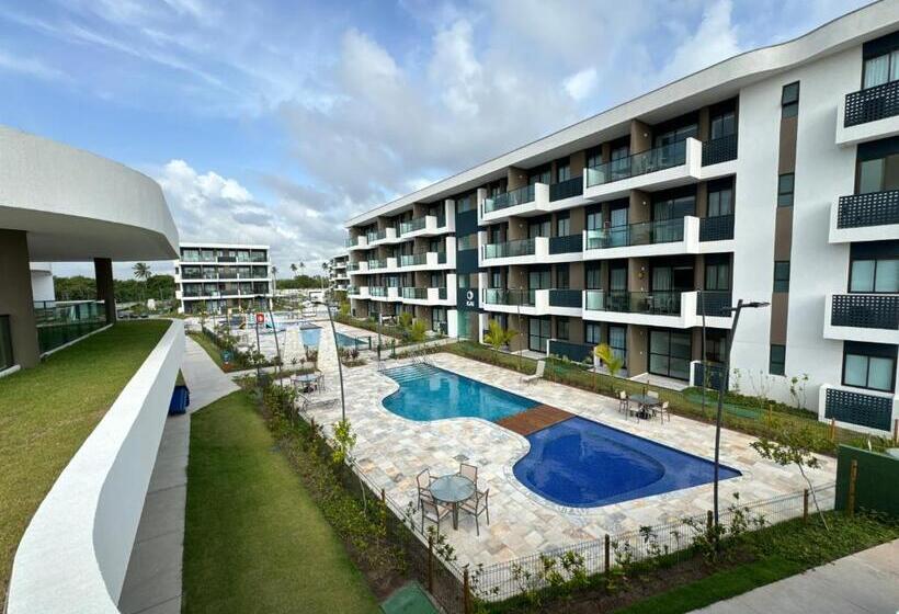 Makia Beach Experience