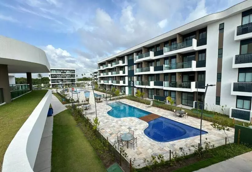 Makia Beach Experience