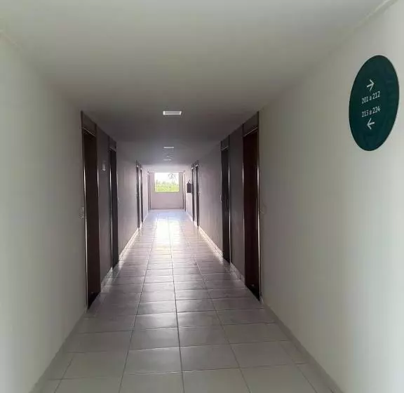 Makia Beach Experience