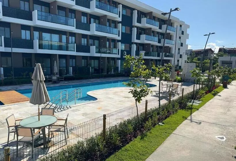 Makia Beach Experience