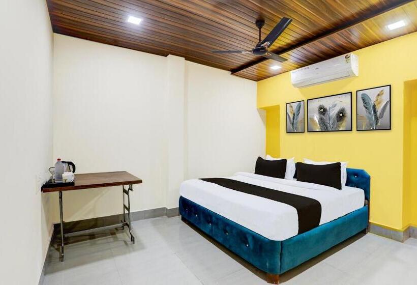 בית מלון כפרי O Mid Town