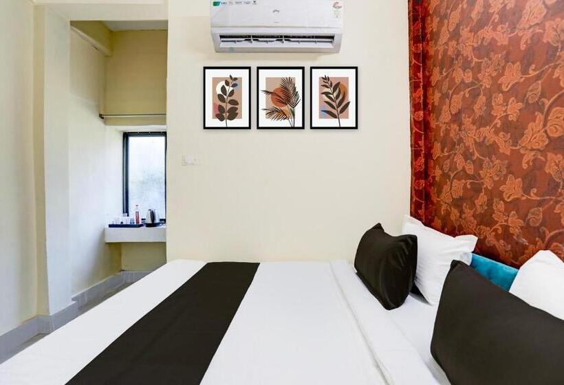 בית מלון כפרי O Mid Town