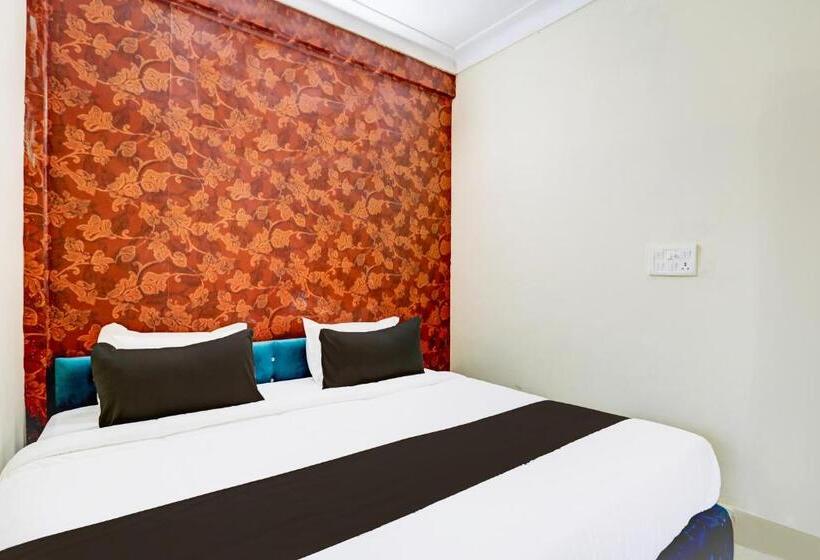 בית מלון כפרי O Mid Town