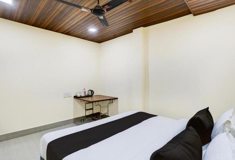 בית מלון כפרי O Mid Town