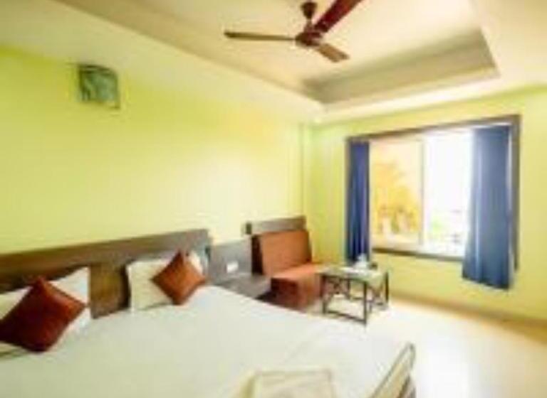 Deep Gangainn Puri   Side Sea View Hotel Lift Wifi Facilities  By Morservices