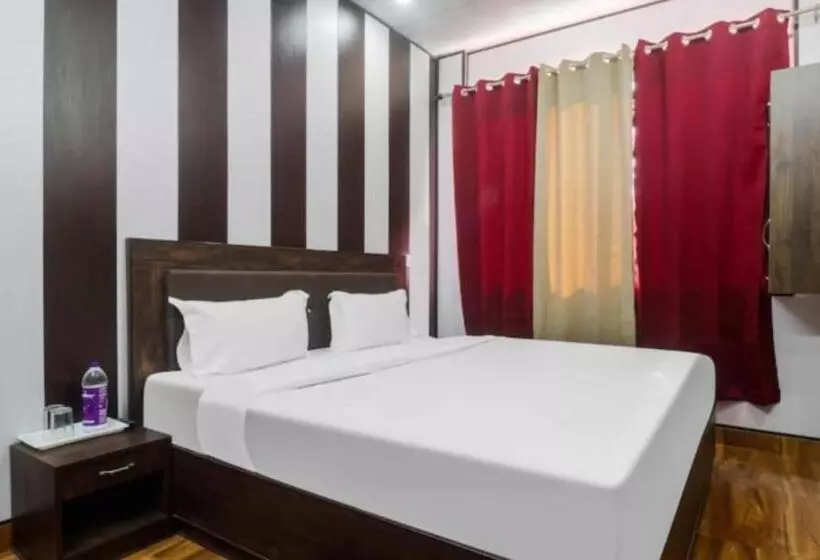 Fabhotel Maya