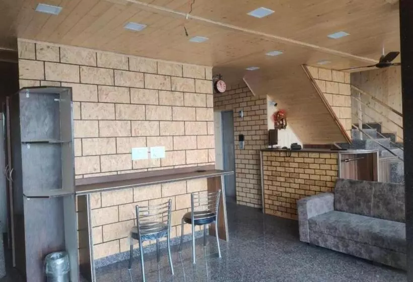 Fabhotel Maya