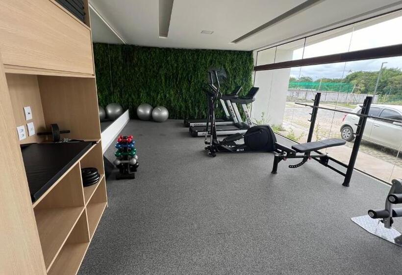 Makia Beach Experience