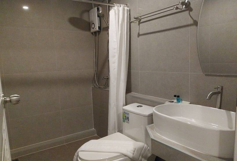 Отель Ployburi Boutique