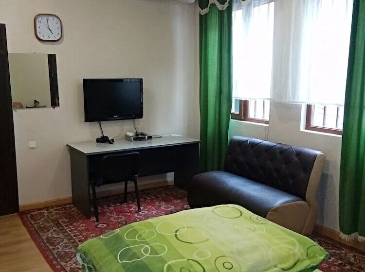 هاستل Komitas Avenue Guest House