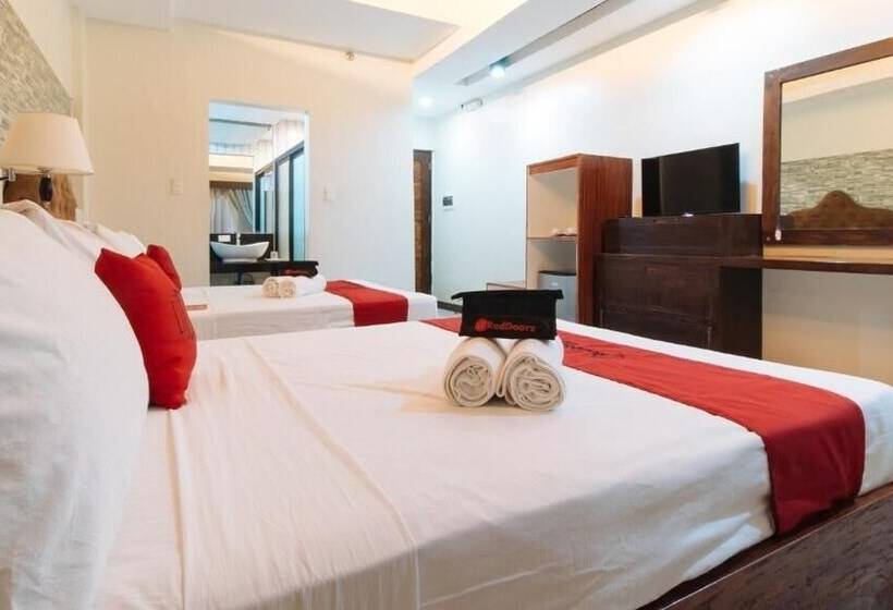 Bed and Breakfast Reddoorz Plus @ Melsol Metro Vigan