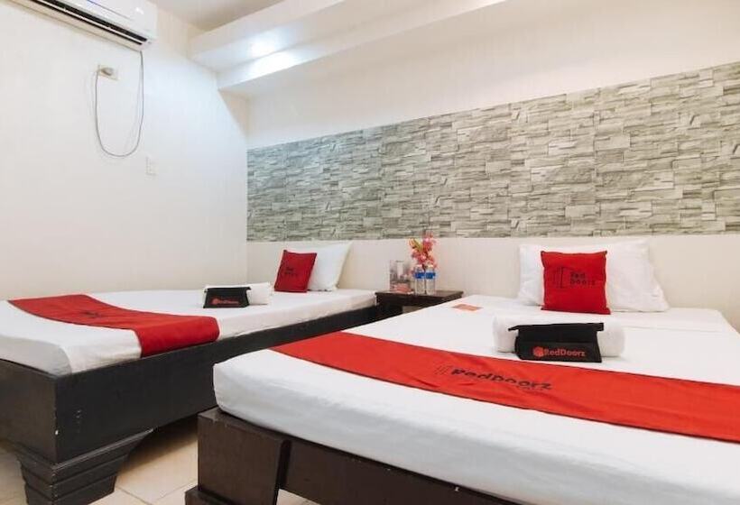 Bed and Breakfast Reddoorz Plus @ Melsol Metro Vigan