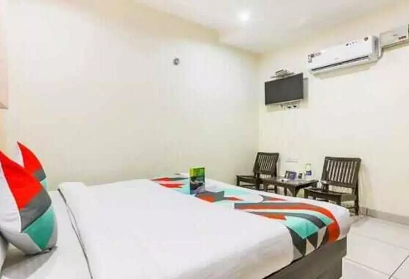 هتل Fabexpress Mayank Palace