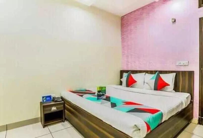 هتل Fabexpress Mayank Palace