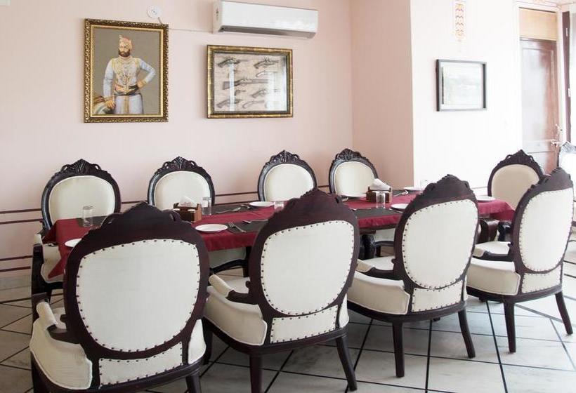 Hotel Treebo Trend Jhalamaan Lake Pichola