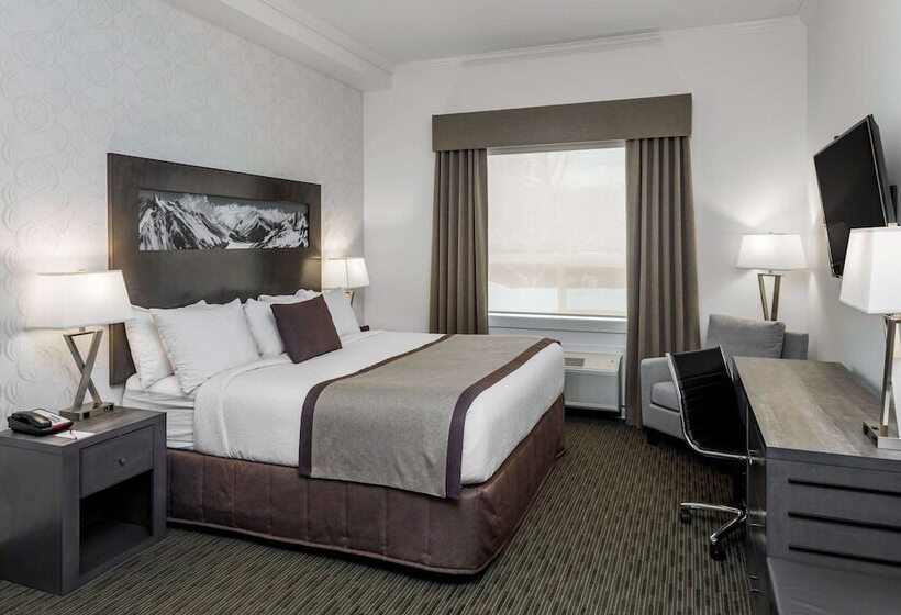 בית מלון כפרי Ramada By Wyndham Revelstoke