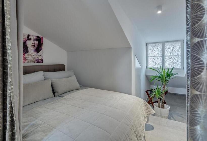 هتل Smartroom The Residence La Cittadella Baden