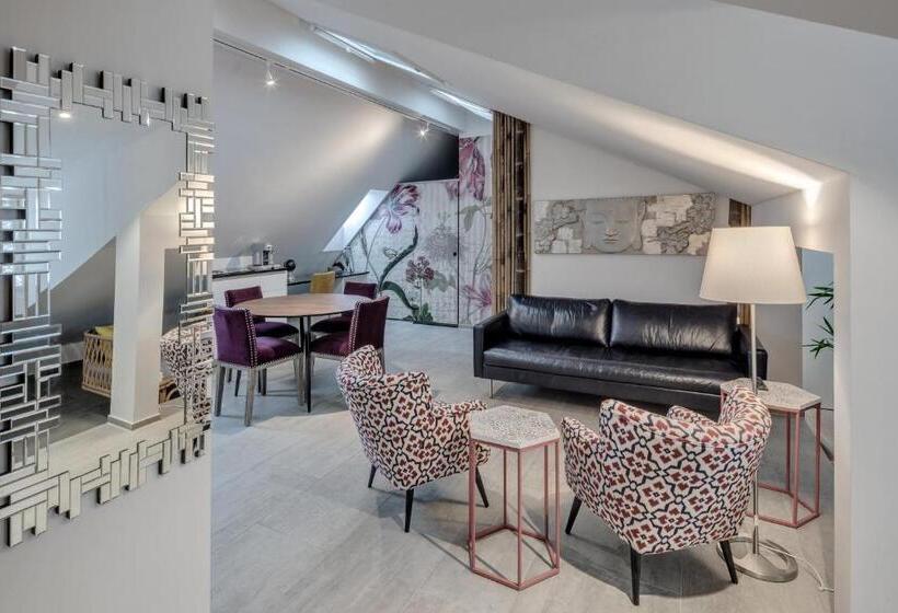 هتل Smartroom The Residence La Cittadella Baden