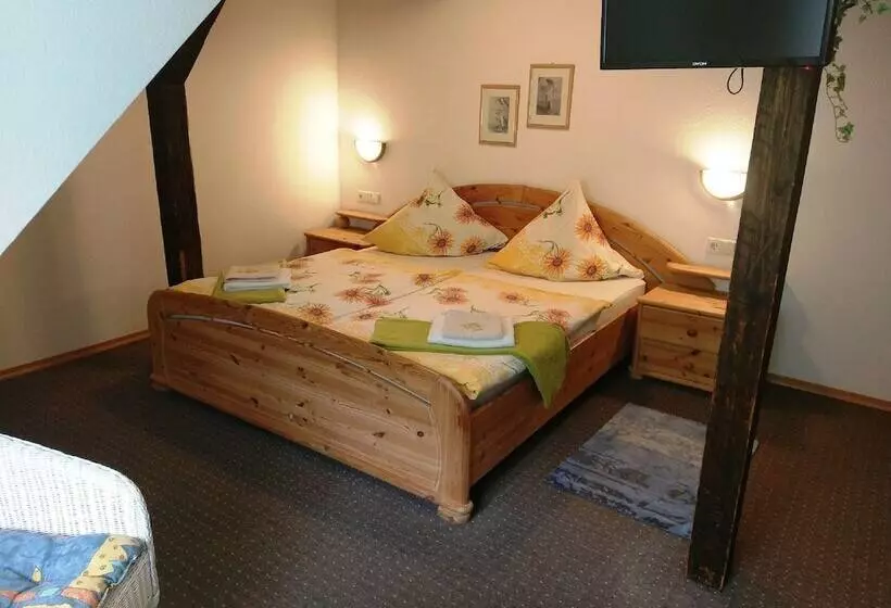 ホテル Stahlbad Bad Peterstal