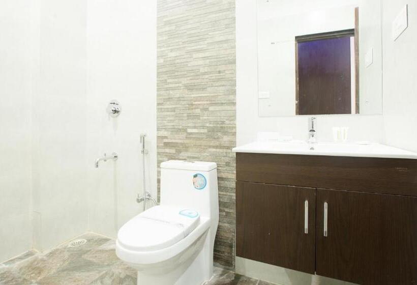 ホテル Vibhav Grand