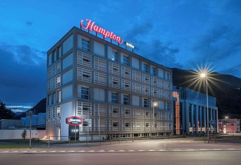 Hotell Hampton By Hilton Locarno