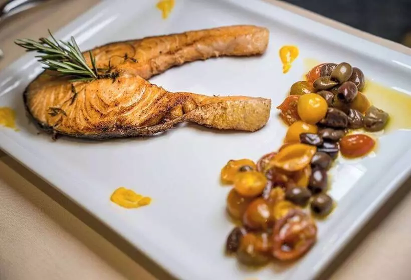 Hotelli Hampton By Hilton Locarno